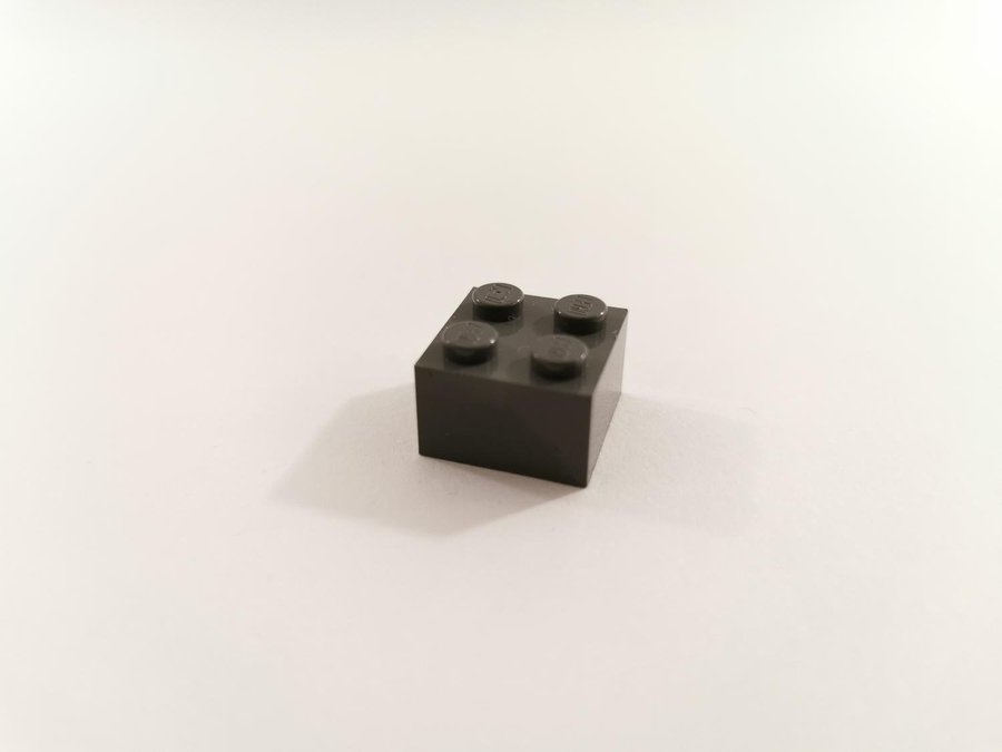 Lego - bit - brick - bas - hög - 2x2 - part 3003 - mörkgrå (bluish)