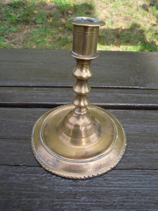 Barockljusstake 1600-tal.