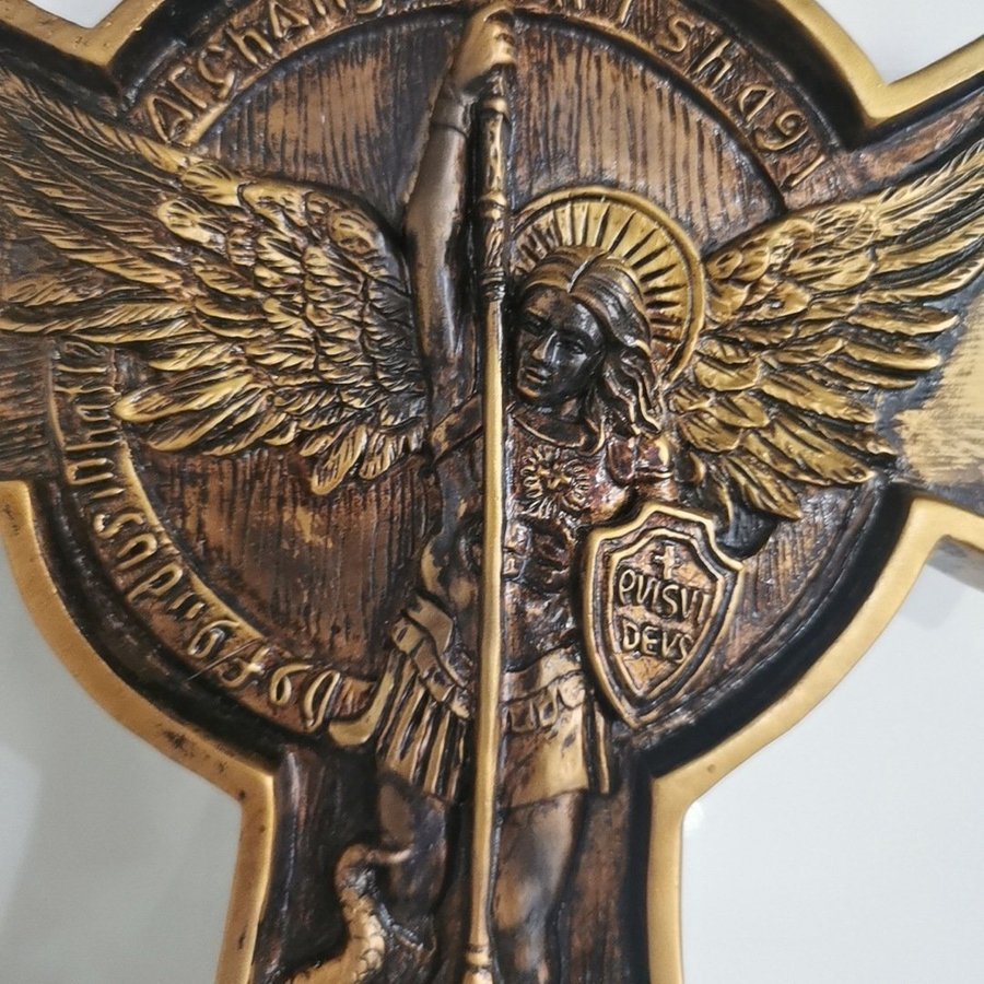 Nytt harts ARCHANGEL MICHAEL STATUE Vägghängd dekorera Ornament