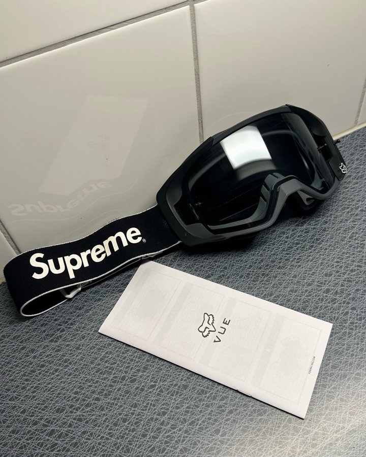 Supreme x Fox Racing VUE Goggles