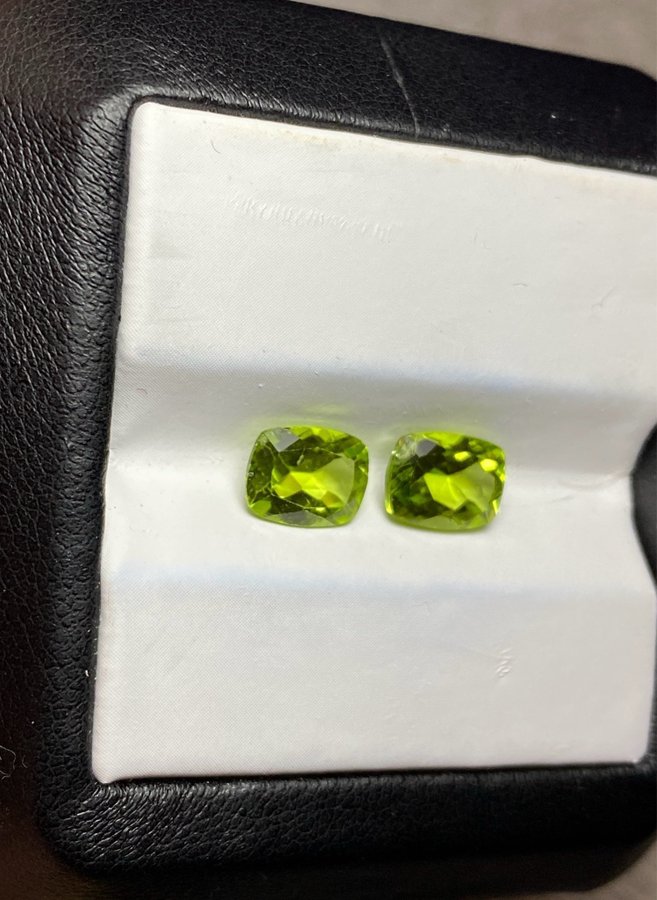 Peridot 3 carat