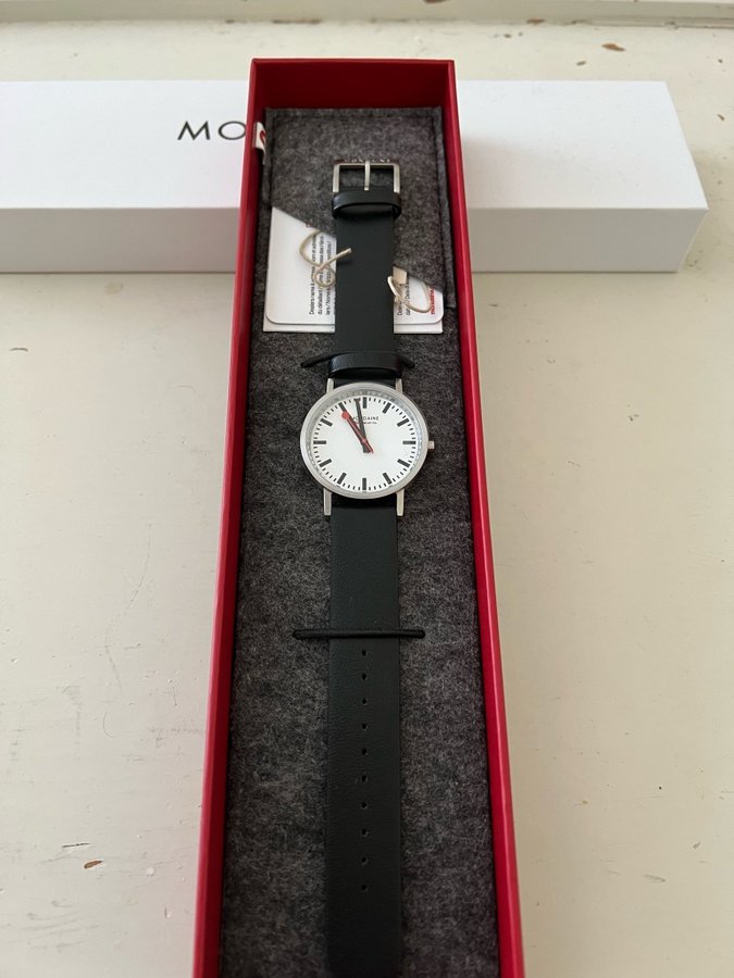 Mondaine Classic 36mm (new)