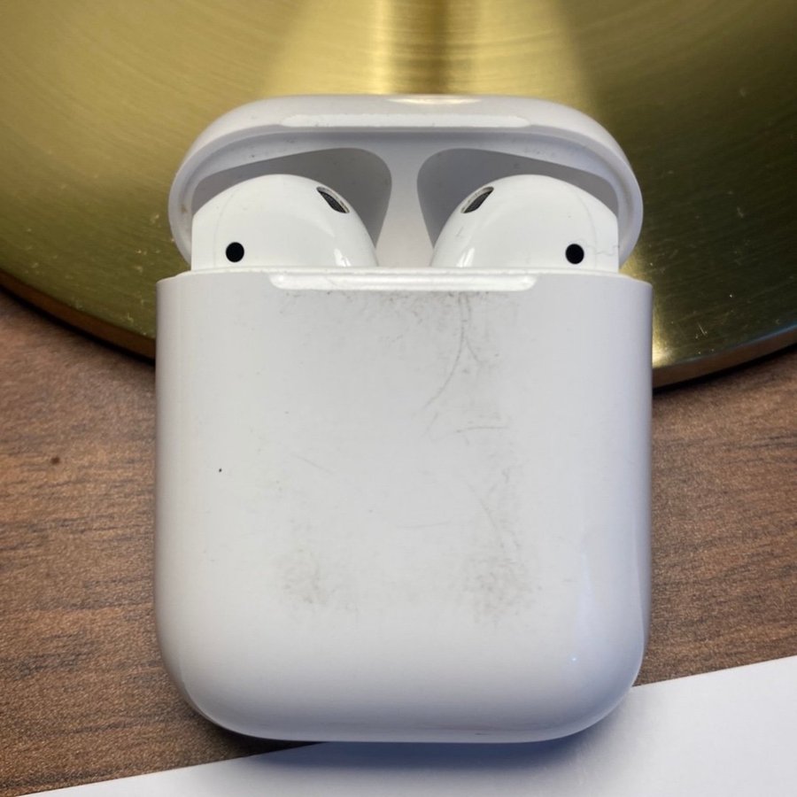 Apple AirPods (2:a generationen)