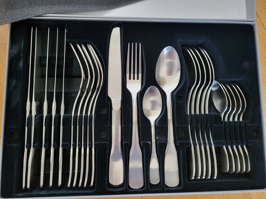 Duka Verona Cutlery set bestickset 24 delar