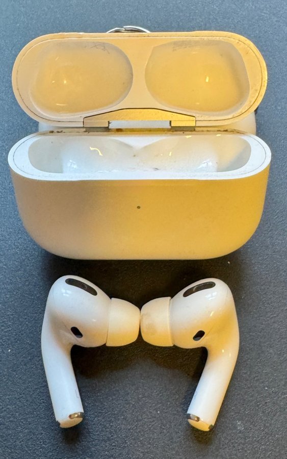 Apple AirPods Pro (1:e generationen)