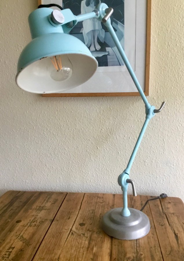 Gammel Tysk Bauhaus arbejdes lampe