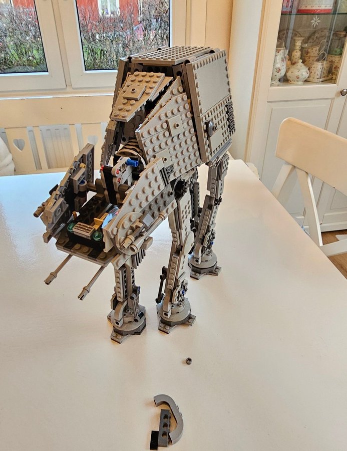 Lego Star Wars AT-AT 75189 (?)