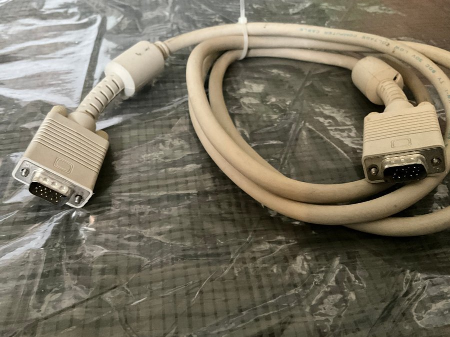 VGA - kabel 2st