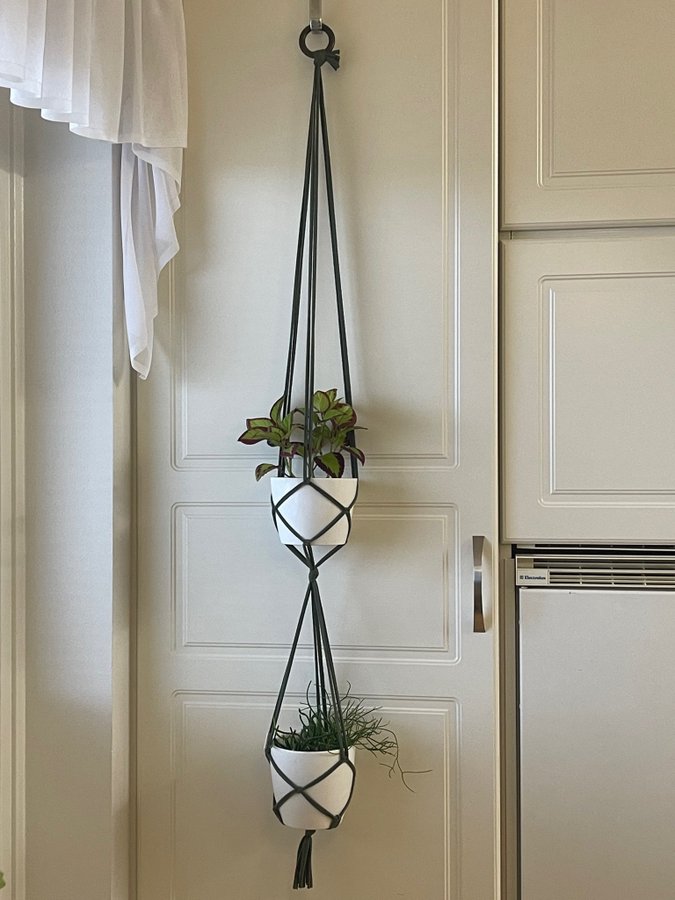 Ampel, plant’s hanger , handmade, macramé