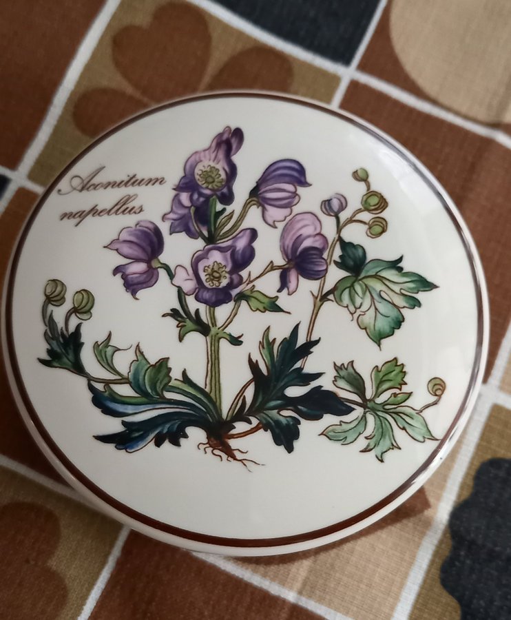 Villeroy  Boch Botanica Aconitum napellus / locksask / bonbonjär / TRINKET BOX