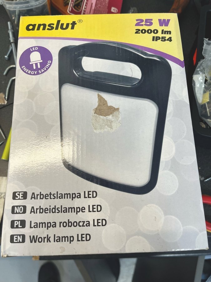 Arbetslampa led av 2000 LM