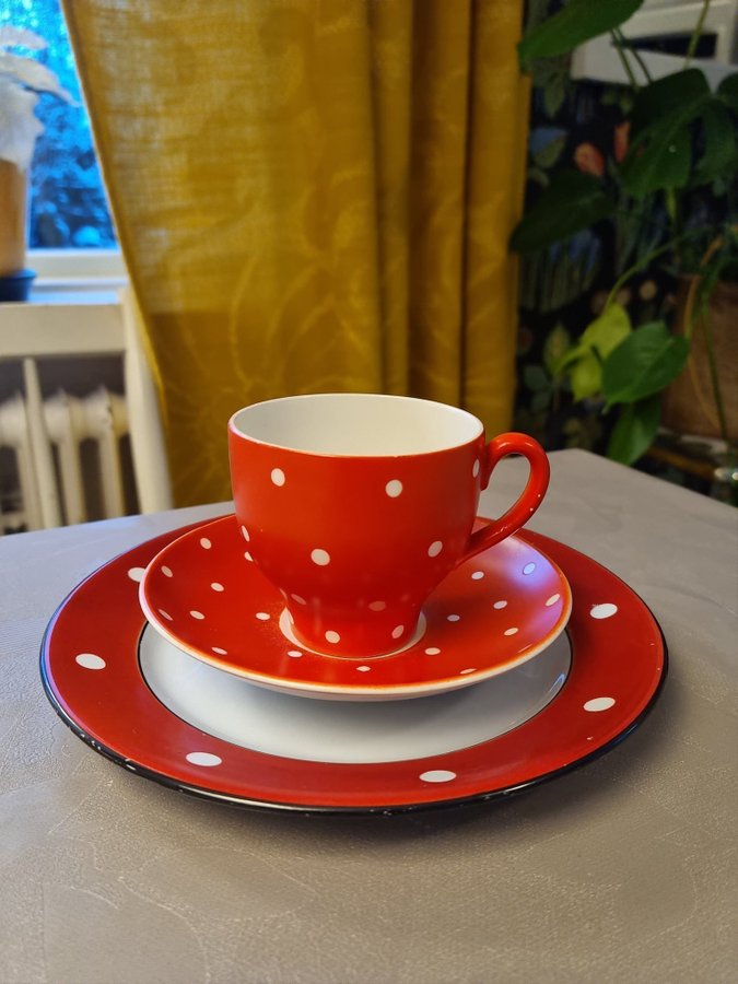 Kaffekopp med fat och assiett Gefle Upsala Ekeby samlarobjekt Retro annons 1