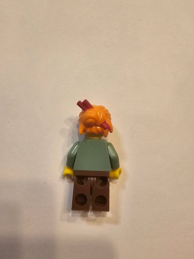 LEGO Minifigur Misako Ninjago