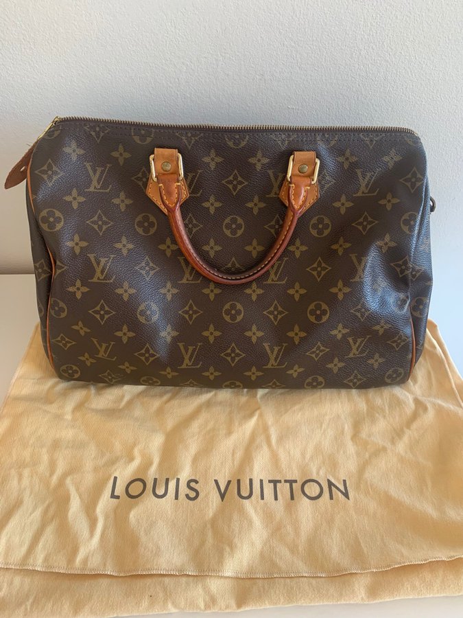 Louis Vuitton Speedy 35