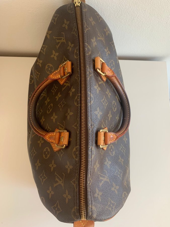 Louis Vuitton Speedy 35