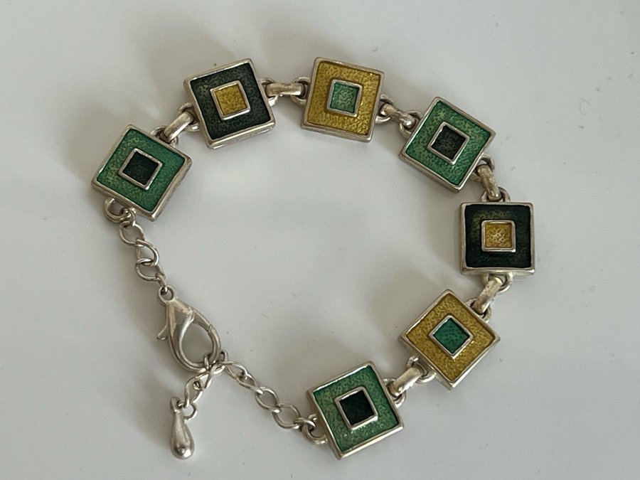 Vintage armband från Yves Rocher