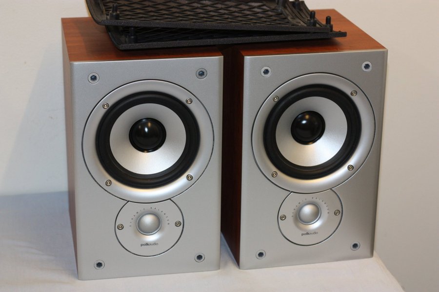 Högtalare POLKAUDIO monitor 30