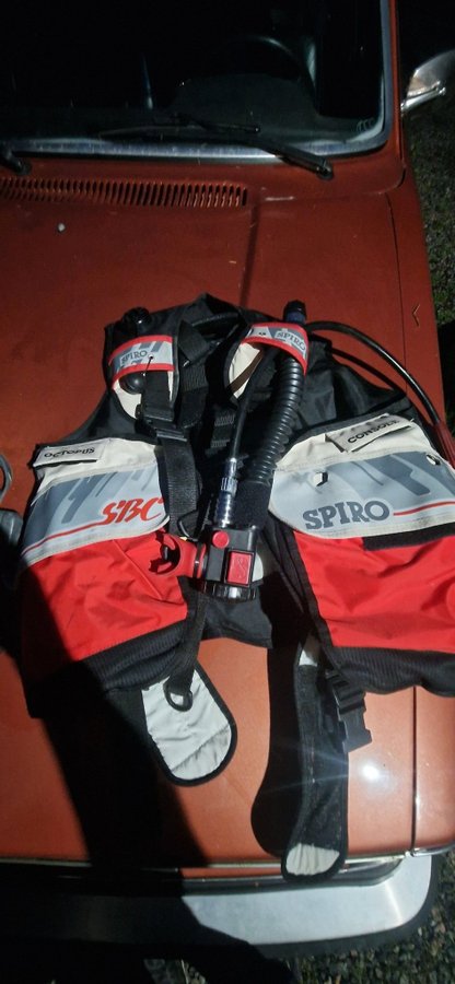 Scuba Diving Set - BCD  Fenor