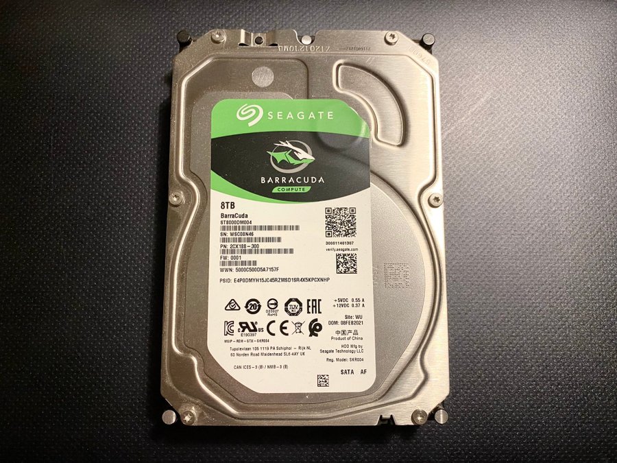 Seagate Barracuda 8TB - Perfekt skick