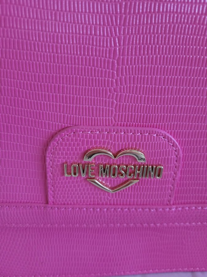 Helt ny väska LOVE MOSCHINO