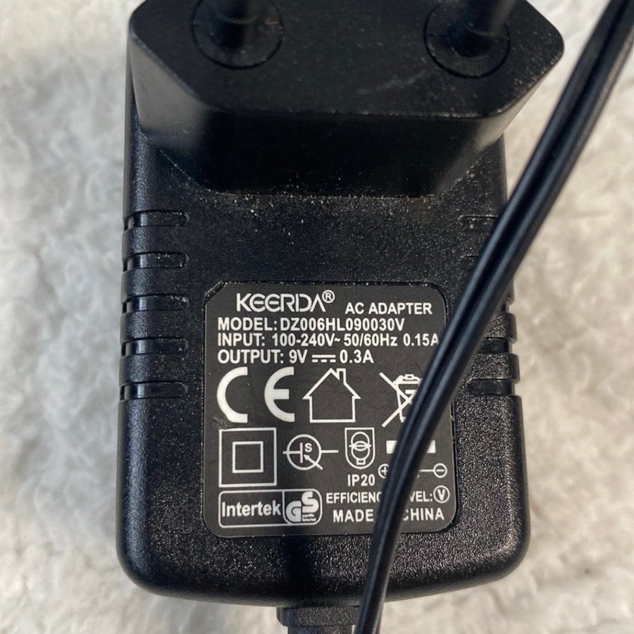 Keerda AC Adapter DZ006HL090030V