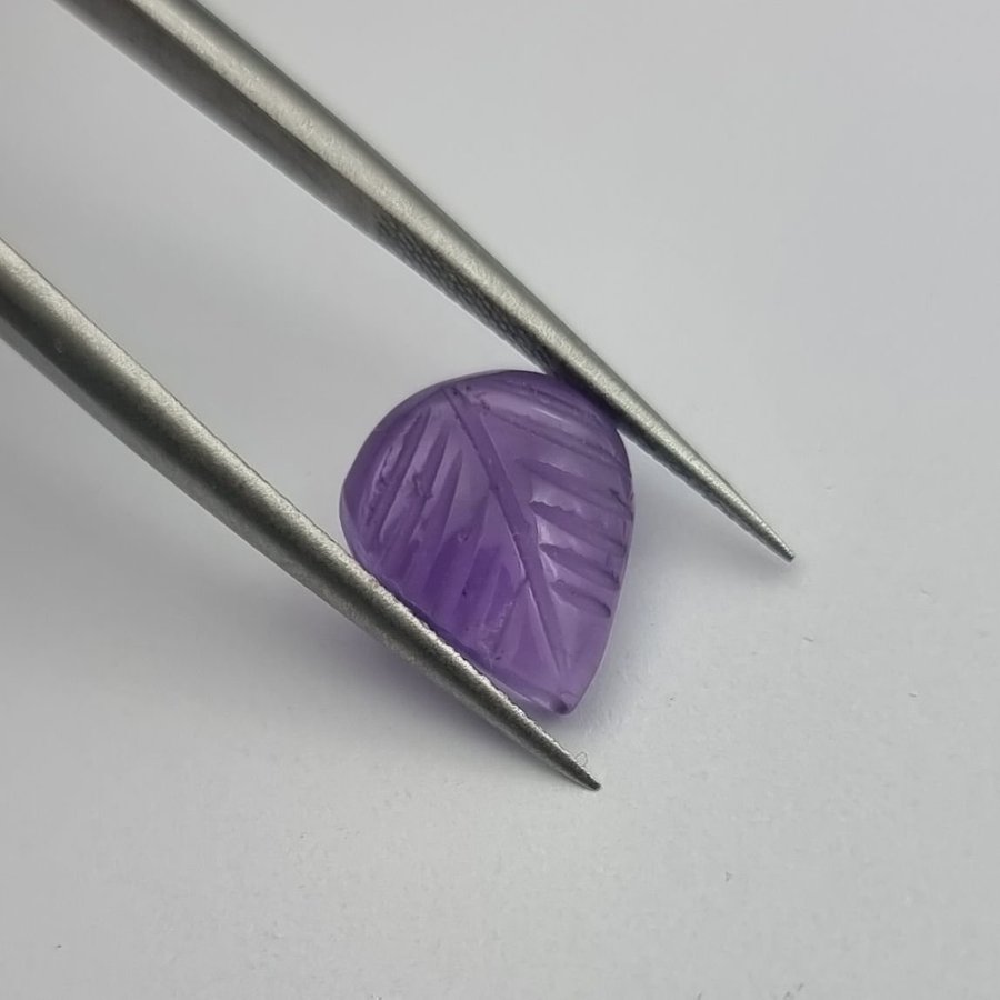 Amethyst Leaf Carving