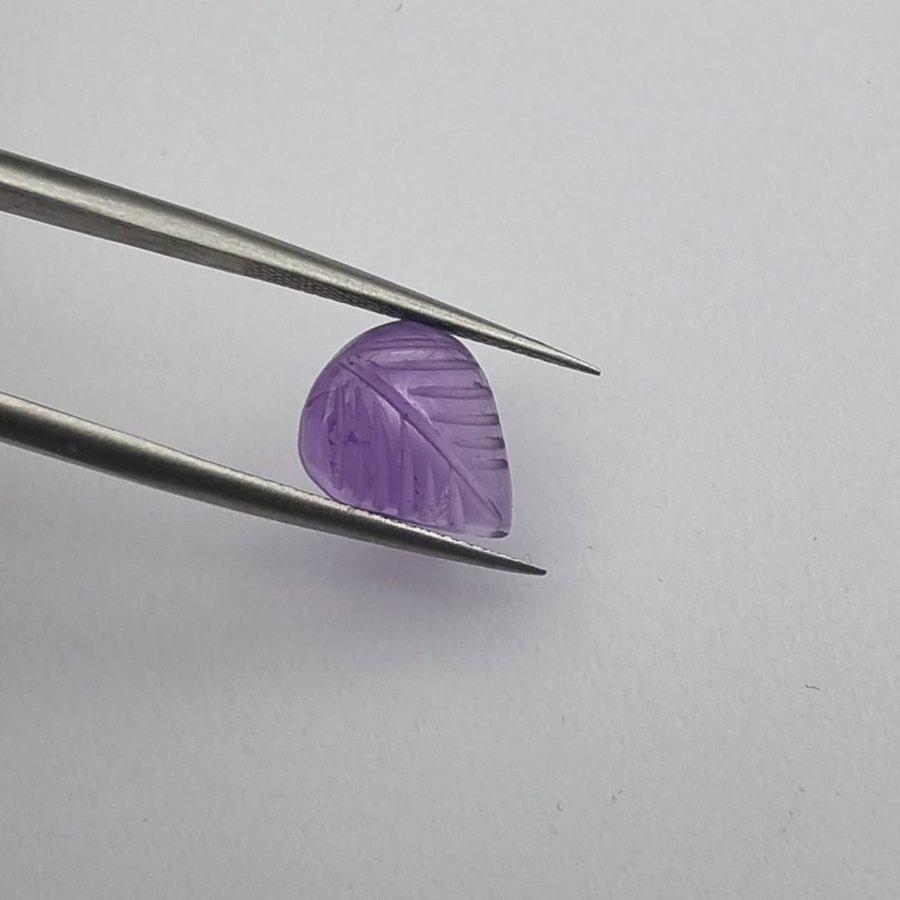 Amethyst Leaf Carving