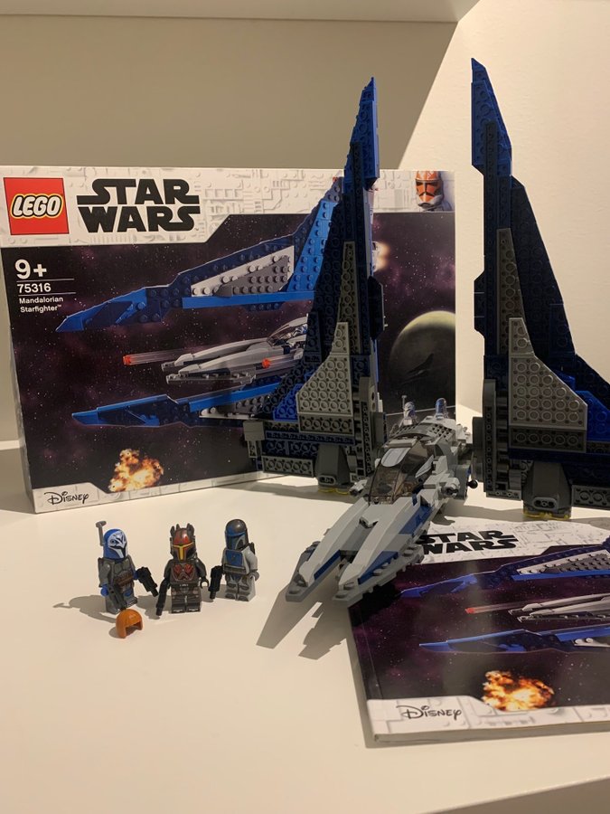 LEGO Star Wars 75316 Mandalorian Starfighter