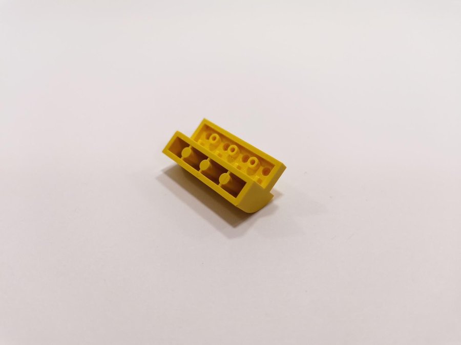 Lego - slope - curved - böjd - 2x4x1 1/3 - part 6081 - gul