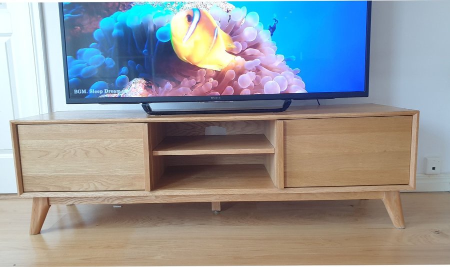 TV-bänk i ek Soffadirekt Soleil 150cm