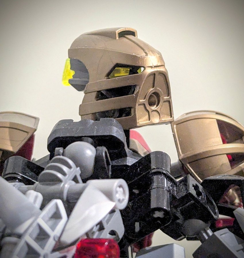 Lego Bionicle 8811- Toa Lhikan  Kikanalo