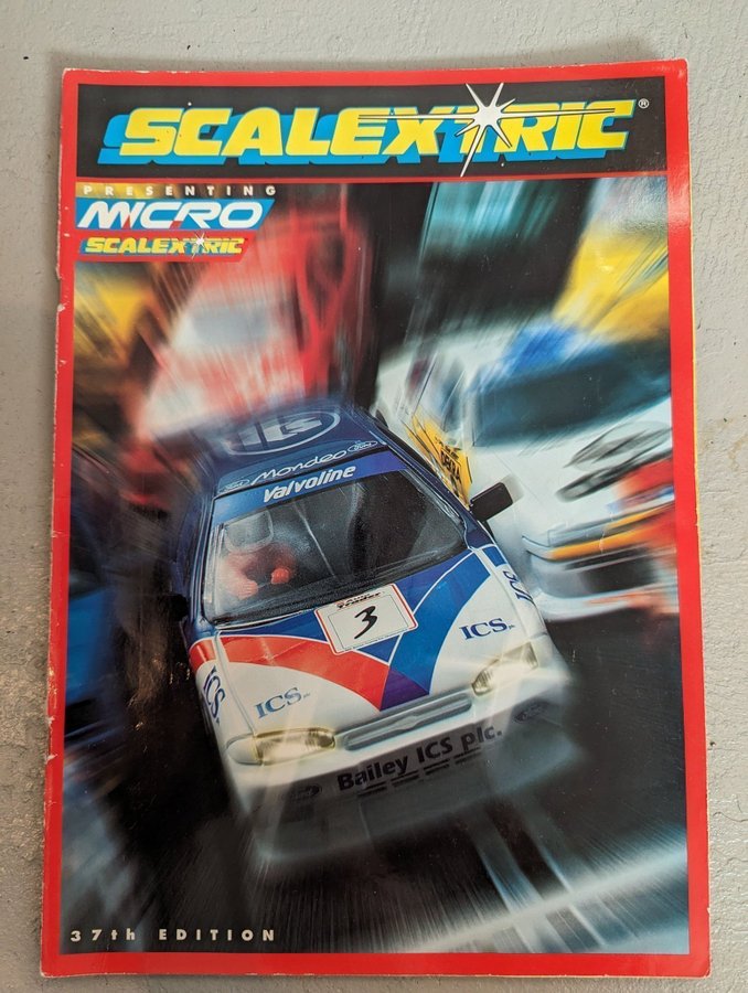 Scalextric katalog 37th edition