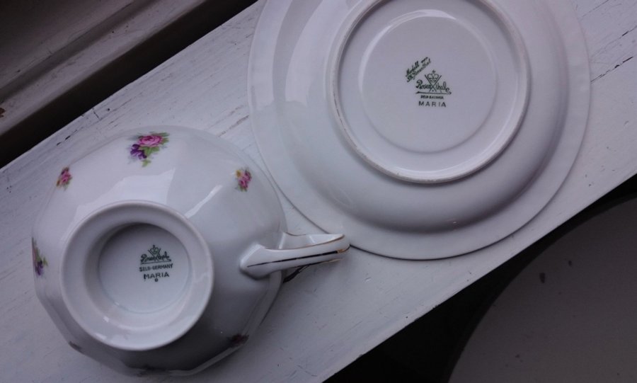 6 st tekoppar Rosenthal Maria med pastellgrön, rosa, ljusblått, lila mönster