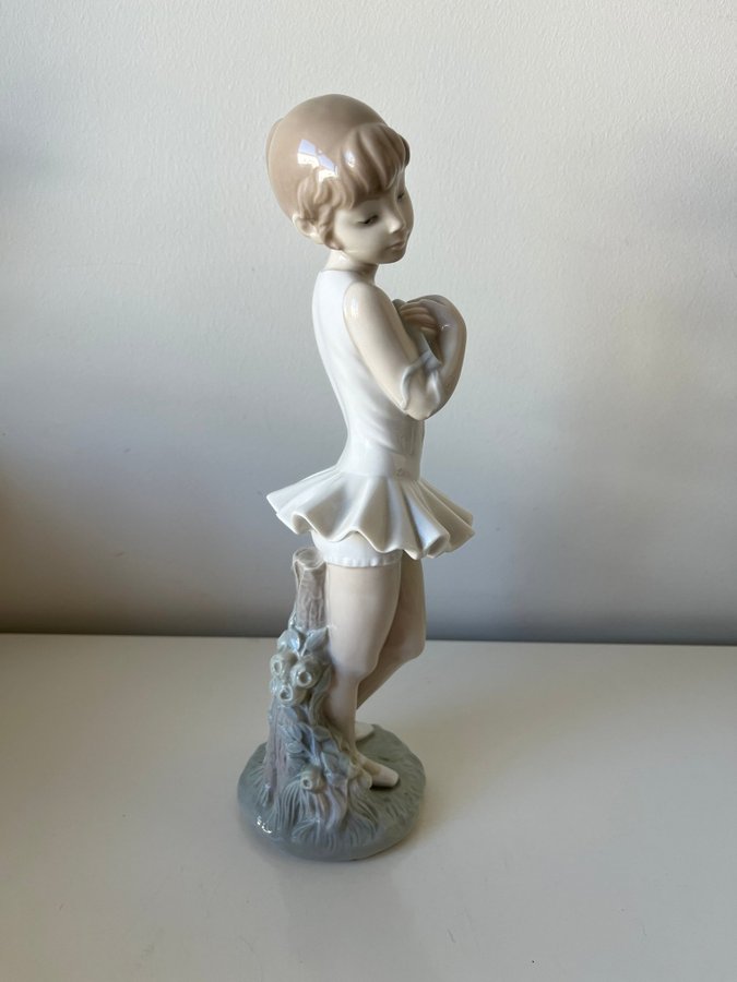 NAO FIGURIN BALLERINA