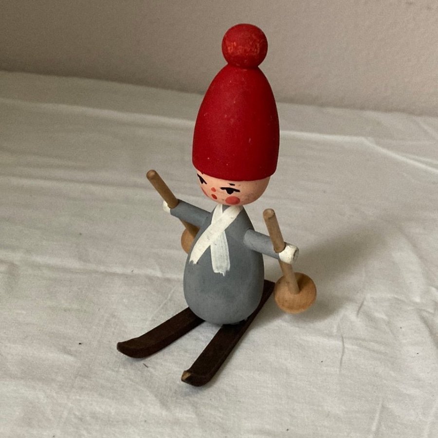 Tomte - Skidåkare