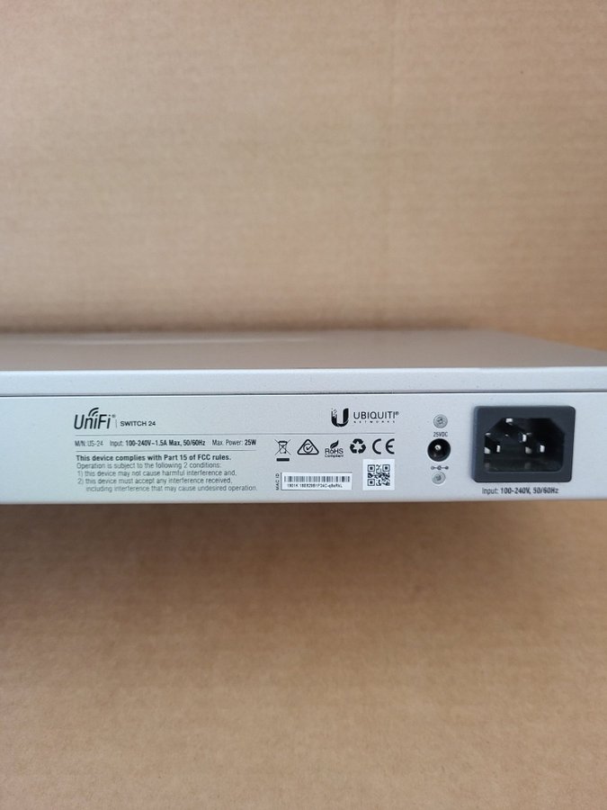 Ubiquiti UniFi Switch 24