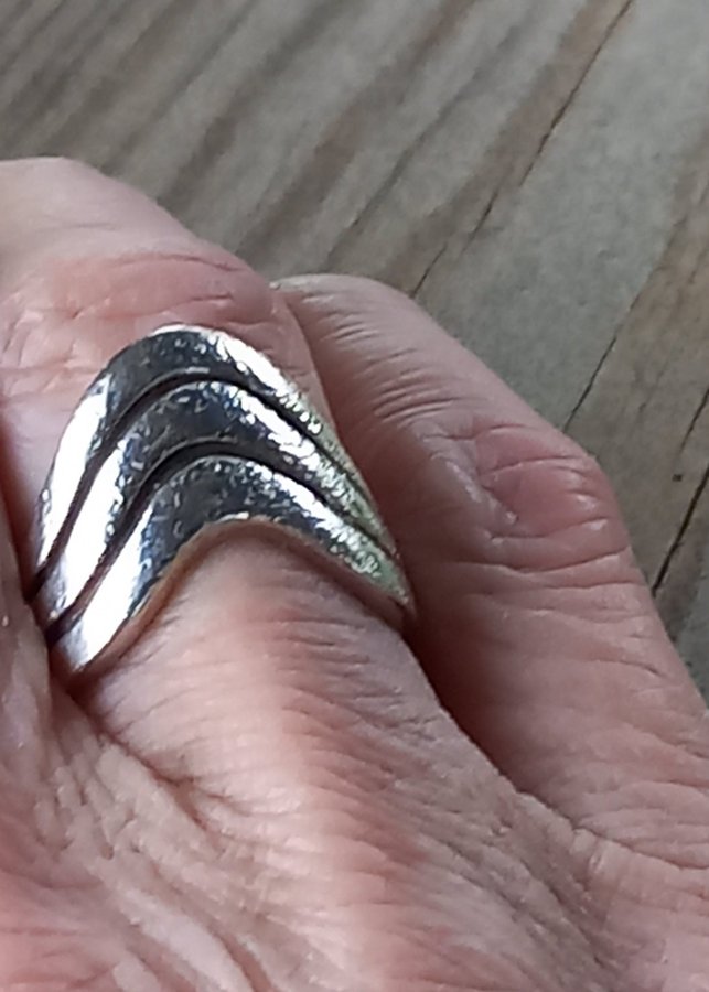 Handtillverkad ring 925 Sterlingsilver storlek ca. 17.5 mm