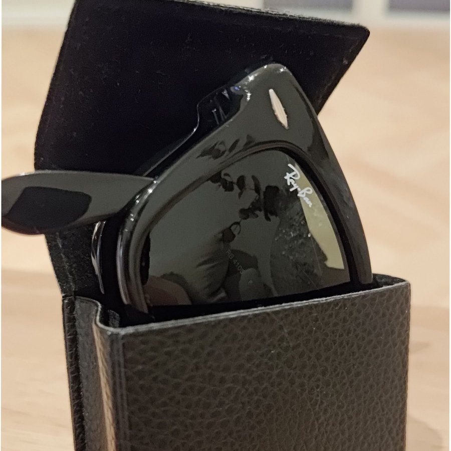 Ray-Ban Wayfarer Folding 4105