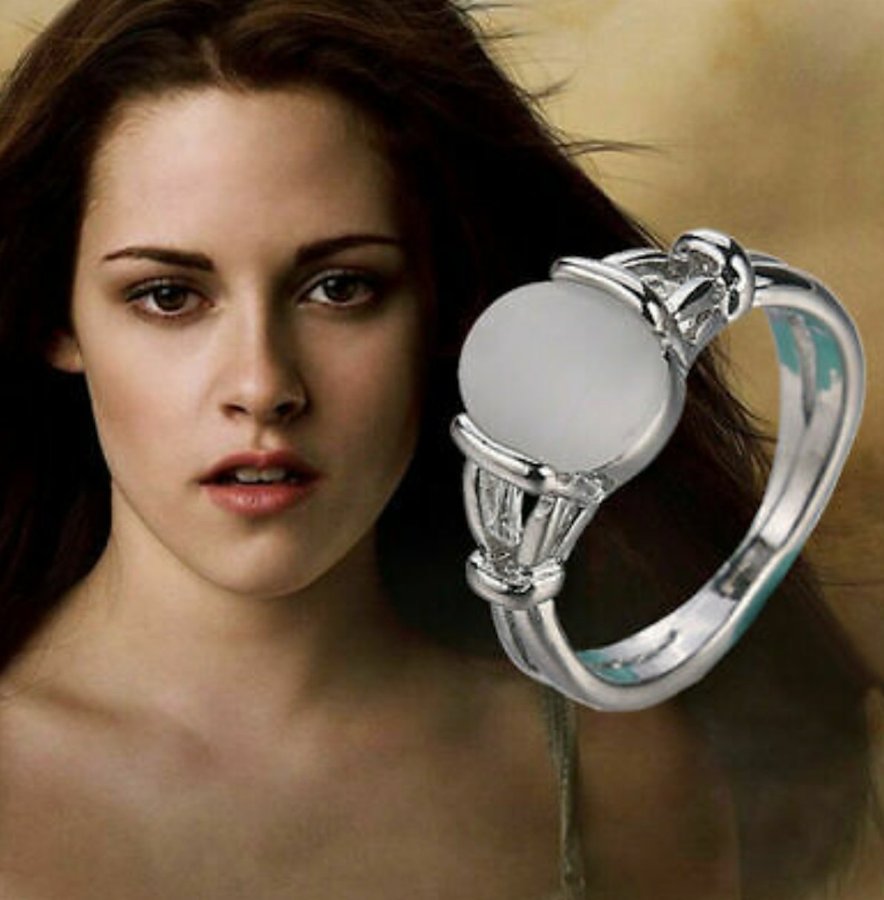 Ring Twilight Bella Swan månsten moonstone vampyr halloween