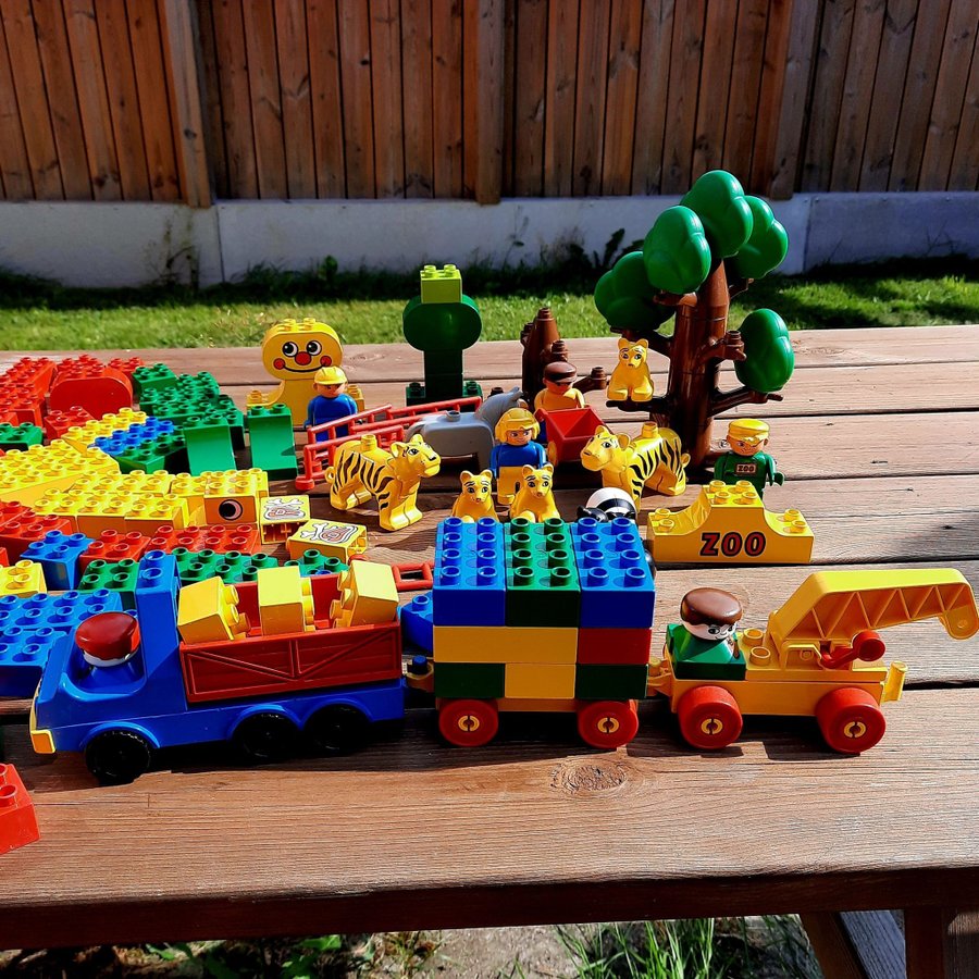 Lego Duplo lastbil djur gubbar