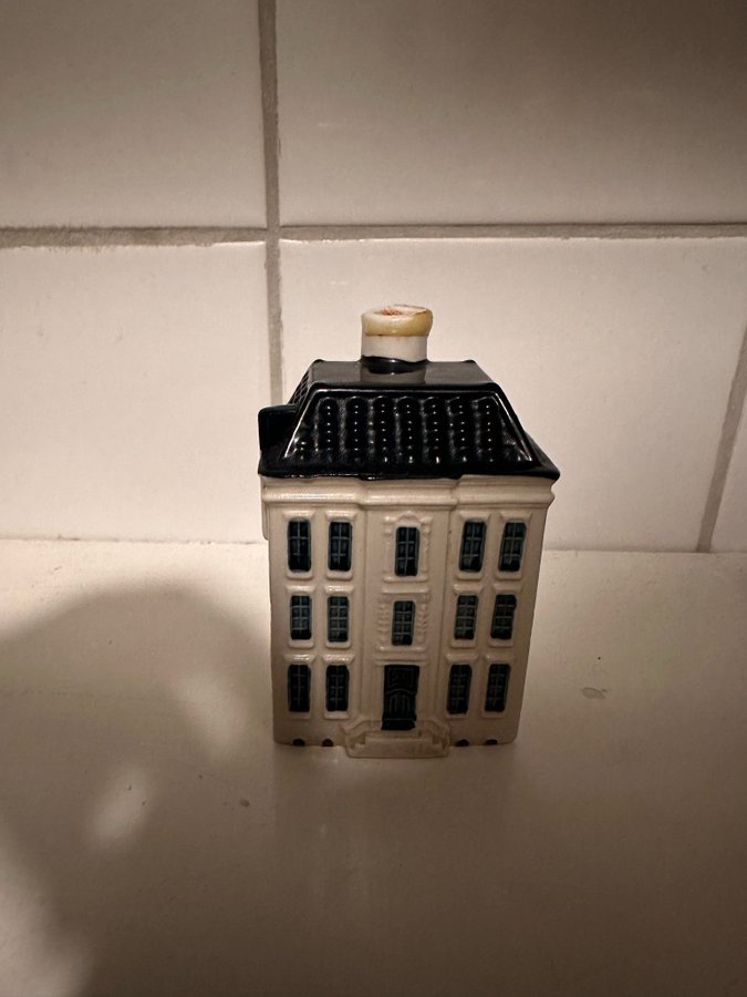 KLM Bols Hus keramik blå Delft nr 93