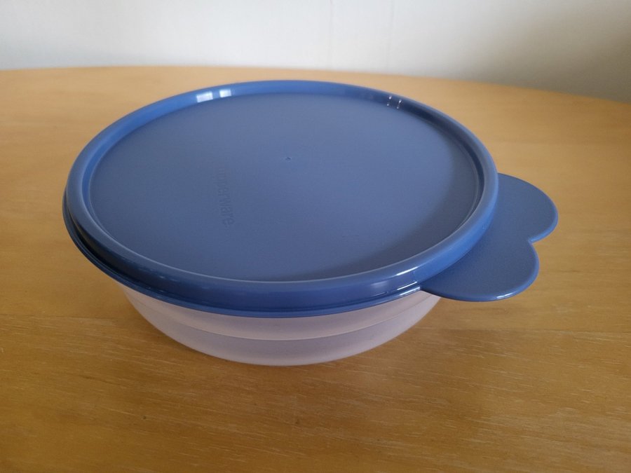 Tupperware Matskål med lock, transperent/blå, 5dl, HELT NY!