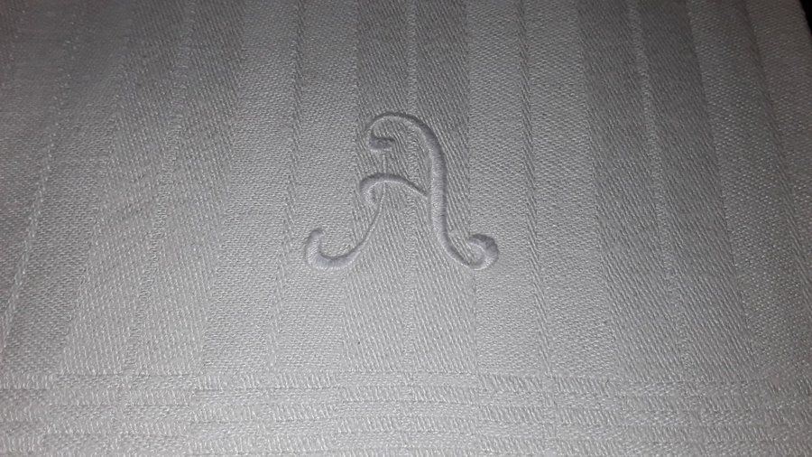 6 äldre fina KÖKSHANDDUKAR LINNEHANDDUKAR Handbroderat monogram A NYSKICK