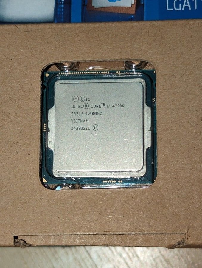 Intel Core i7-4790K Processor