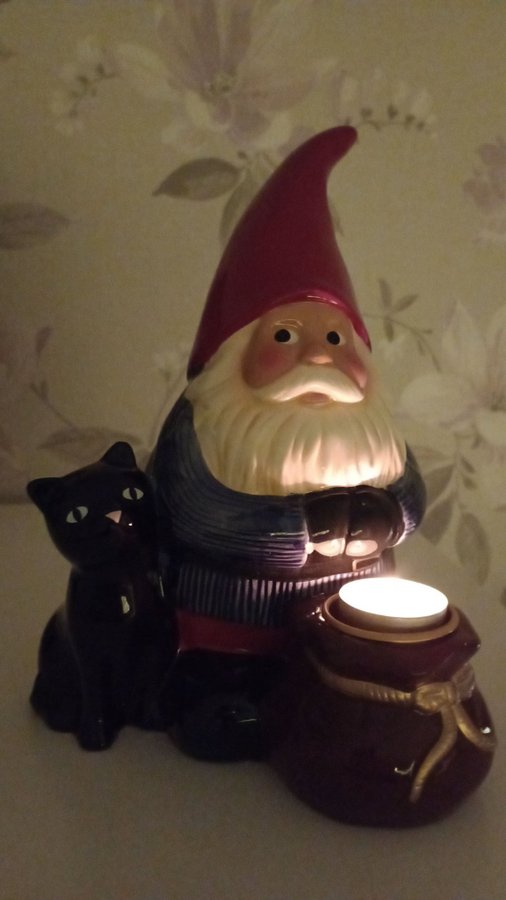 Vintage Keramik Tomte med katt och ljuslykta