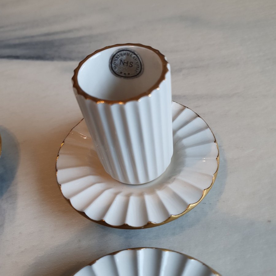 Lyngby Porcelaen Danmark Små vasar med fat ifrån 1950-60 tal