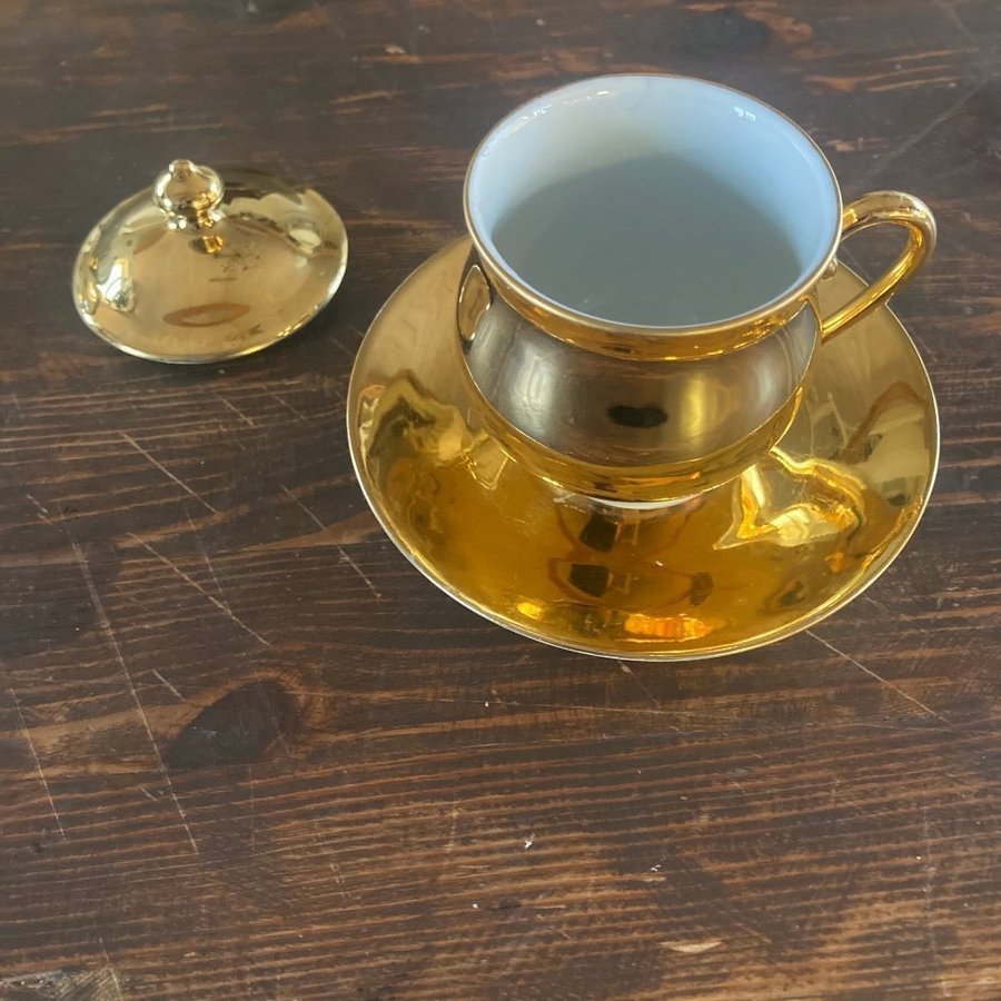 Cremekopp kaffekopp guld kopp mockakopp Limoges France retro