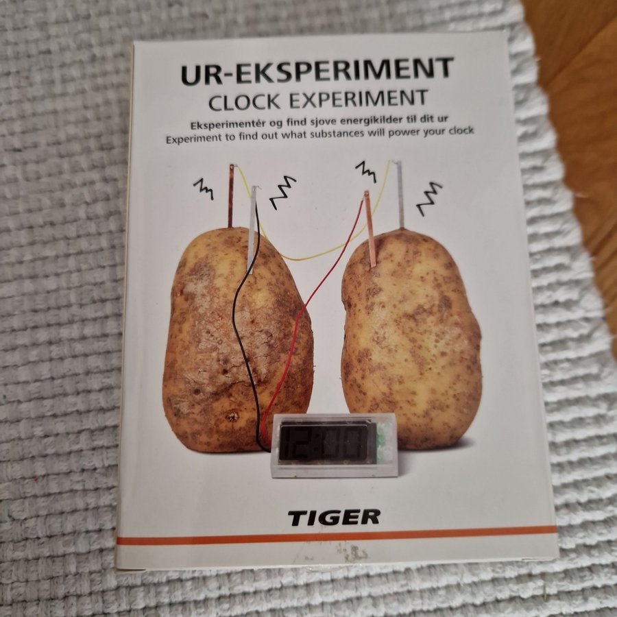 Ur-experiment Clock Experiment