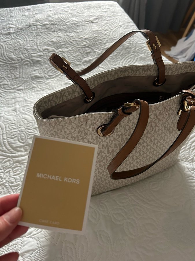 Michael kors väska