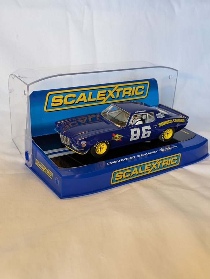 Scalextric C.3106 Chevrolet Camaro Sunoco